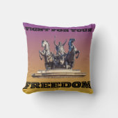 ブディッカ装飾用クッション クッション (正面)