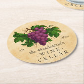 ブドウのヴィンテージのパーソナライズな名前のワイン貯蔵室 ラウンドペーパーコースター (アングル)