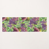 ブドウの束は、現実的な赤い緑の果実を収集する ヨガマット (裏面(横))