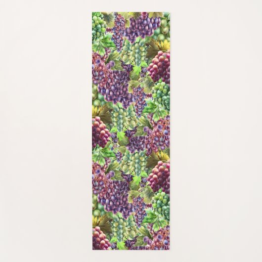 ブドウの束は、現実的な赤い緑の果実を収集する ヨガマット (正面)