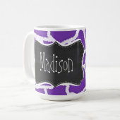 ブドウの紫色のキリンのアニマルプリント; 黒板の一見 コーヒーマグカップ (正面左)