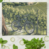 ブドウ園と自転車を持つトスカーナの風景 キッチンタオル (折り畳み)