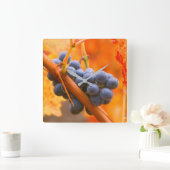 ブドウ畑に熟したブドウ スクエア壁時計 (ホーム)