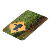 ブドウ畑に黄色のトラクターが交差する標識 マグネット (左側)