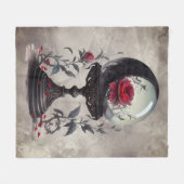 ブドワール | クリスタルボールクレセントムーンレッドローズ フリースブランケット (正面(横))