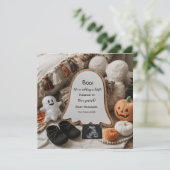 ブハロウィーンをテーマとしたかわいい妊娠の発表 招待状 (スタンド正面)