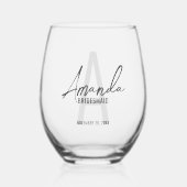 ブモダンリパーソナライズされたデズメイドのモノグラムと名前 ステムなしワイングラス (正面)