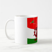 ブライアンハリス著作の詩が付いているウェールズのドラゴンのマグ コーヒーマグカップ (左)