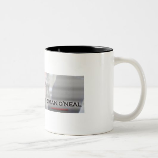 ブライアンO'Nealのマグ(黒及び白) ツートーンマグカップ (右)