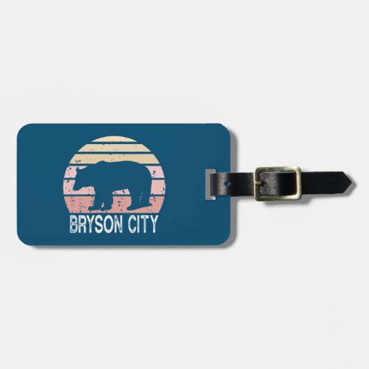 ブライソンシティノースカロライナレトロベア ラゲッジタグ (正面横)