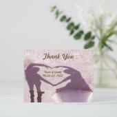 ブライダルカップルのシルエットハートin砂ありがとう ポストカード (スタンド正面)