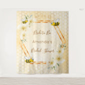 ブライダルシャワーのために花嫁が巣立つハニカムとミツバチ タペストリー (正面)