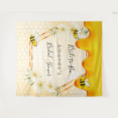 ブライダルシャワーのために花嫁になるハチミツの巣とミツバチ タペストリー (正面(横))