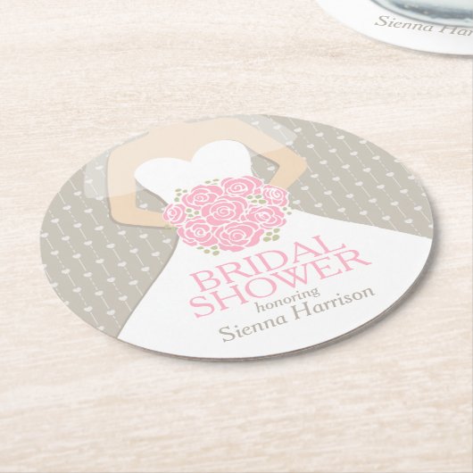 ブライダルシャワーのピンクの白い服のカスタムのコースター ラウンドペーパーコースター (アングル)