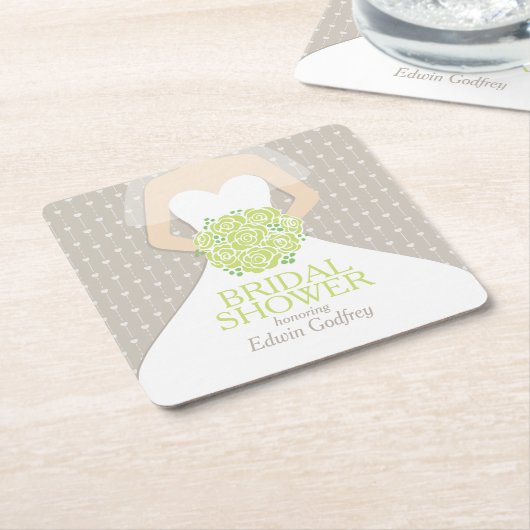 ブライダルシャワーの緑バラの白い服のカスタム スクエアペーパーコースター (アングル)