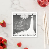 ブライダルシャワーシャルボードとホワイトレース&ガウン スタンダードカクテルナプキン (インサイチュ)