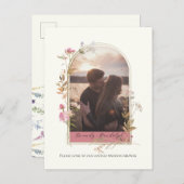 ブライダルシャワーワイルドフラワーアーチカスタム写真 インビテーションポストカード (正面/裏面)