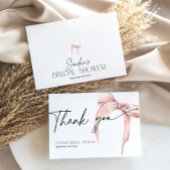 ブライダルシャワー彼女は結び目の赤面ピンクを結んでいる サンキューカード