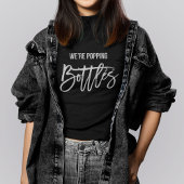 ブライダルパーティお祝い パーソナライズされた Tシャツ