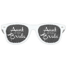 ブライダーホワイトオンブラックのおばさん