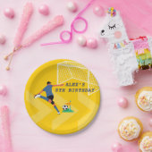 ブライトイエローおもしろいサッカー選手ゴール誕生日 ペーパープレート (パーティー)