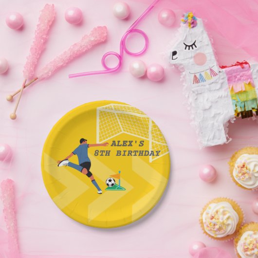 ブライトイエローおもしろいサッカー選手ゴール誕生日 ペーパープレート (パーティー)