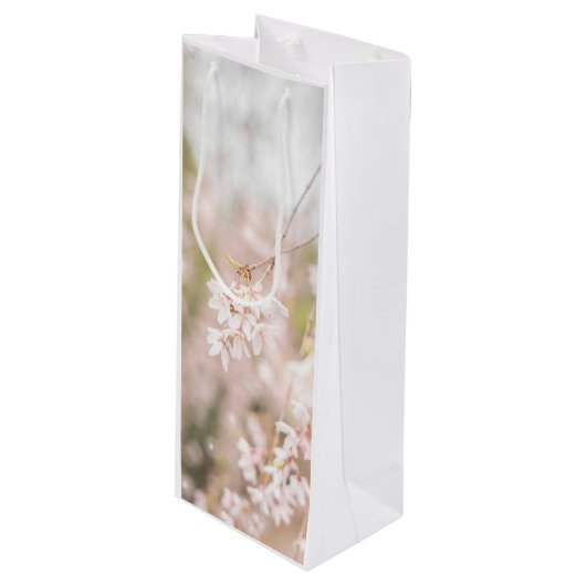 ブライトウィーピングさくらんぼキラキラ ワインギフトバッグ (正面アングル)