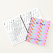 ブライトピンクパステルレトロ幾何学的カスタムレシピ ノートブック (内部)