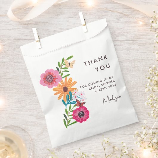 ブライトピンクワイルドフラワーブライダルシャワーありがとう フェイバーバッグ (クリップ留めされた状態)
