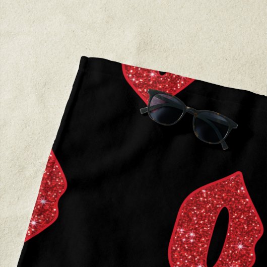 ブライトレッドリップグリッターキスフェミニン ビーチタオル (インサイチュ)