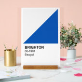 ブライトンシーガル青と白 – 白の背景 アクリルサイン (ウェディング)