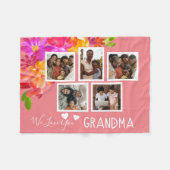 ブライト花模様ズラブユーおばあちゃんフォトコラージュ フリースブランケット (正面(横))