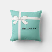 ブライドティール（緑がかった色）ブルーブライダルシャワー パーソナライズされた クッション (正面)
