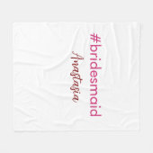 ブライドメイドのハッシュタグライトピンク追加の名前の花嫁部族 フリースブランケット (正面(横))