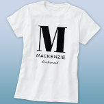 ブライドメイドモノグラム名 Tシャツ<br><div class="desc">タイポグラフィモダンミニマルなモノグラム名デザインをカスタマイズに変更できる。あなたの感謝してい素晴らしい作り救済方を支える彼らのためのあなたの花嫁結婚メイドに最適。ブライダルシャワー、バチェロレッテ、または結婚披露宴の贈り物として理想的。</div>