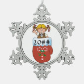 ブラウニーのミトンのブロンドの女性 スノーフレークピューターオーナメント (正面)