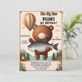 ブラウンおもしろいフィッシュボーイかわいいベビーベア1歳の誕生日 招待状 (スタンド正面)