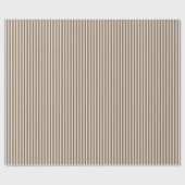 ブラウンおよびタンは縞で飾ります ラッピングペーパー (フラット)