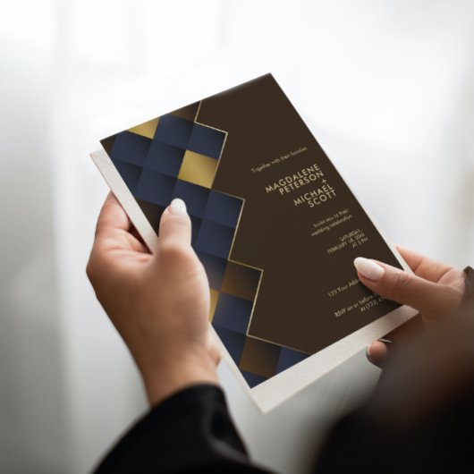 ブラウンおよび金ゴールド幾何結婚図形 招待状