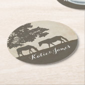 ブラウンとアイボリーヴィンテージホースファーム結婚ズ ラウンドペーパーコースター (アングル)