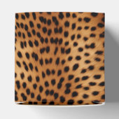 ブラウンとブラックのチーズアニマルプリント フェイバーボックス (上部)