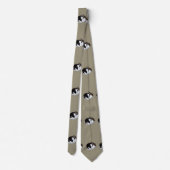ブラウンとホワイトのミニ・レックスウサギ ネクタイ (裏面)
