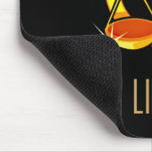 ブラウンと金ゴールドリブラ〔占星術の〕十二宮図サインブラック マウスパッド (コーナー)