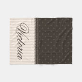 ブラウンのエレガントなアイボリーベージュ水玉模様はカスタム設計します フリースブランケット (正面(横))