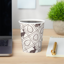 ブラウンのチェック柄のイースター 紙コップ