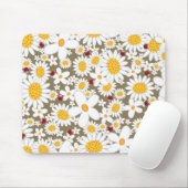 ブラウンの夏の白いデイジーそして赤いてんとう虫 マウスパッド (マウス)