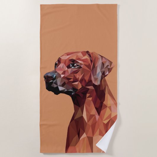 ブラウンの幾何学模様の犬 ビーチタオル (正面)