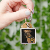 ブラウンの救助犬はとの私をベスト採用します キーホルダー (手)