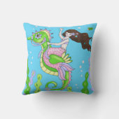 ブラウンの毛の人魚かピンクのタコの枕 クッション (裏面)