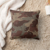 ブラウンの迷彩柄 クッション (ブランケット)
